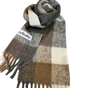 ACME Mohair Checkered Dark Brown Scarf
